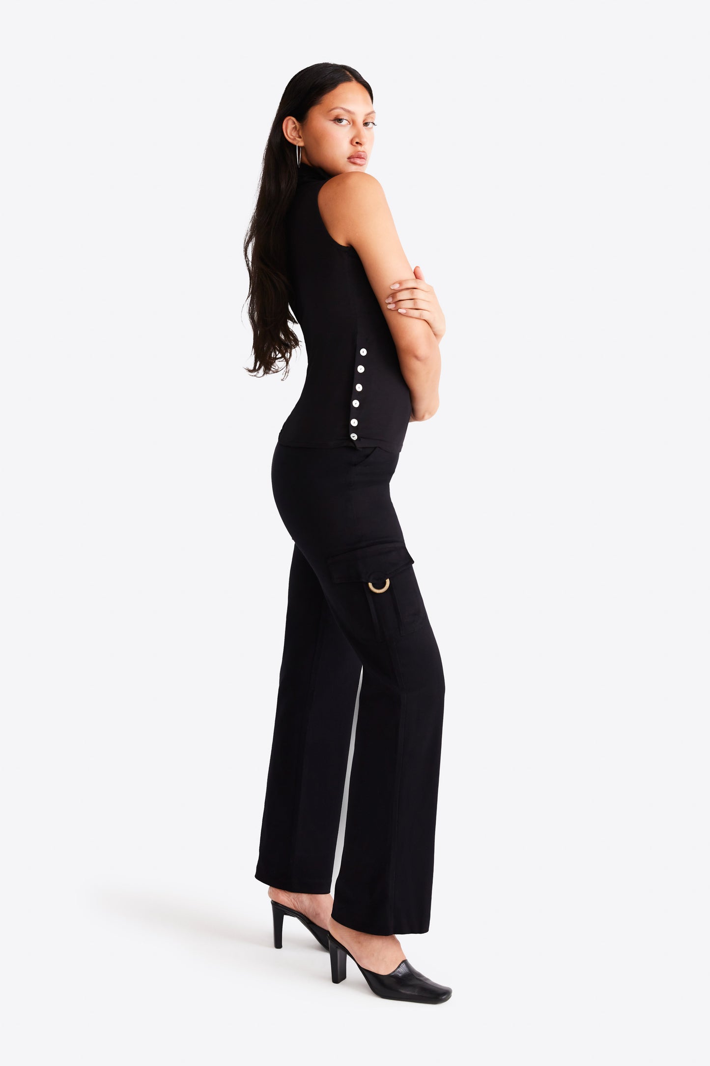 Donya Top